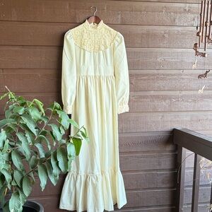 Vintage  Cream Long Sleeve Maxi Dress